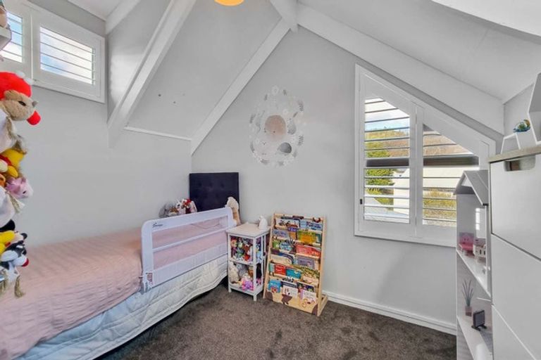 Photo of property in 12 Shane Place, Lynmore, Rotorua, 3010