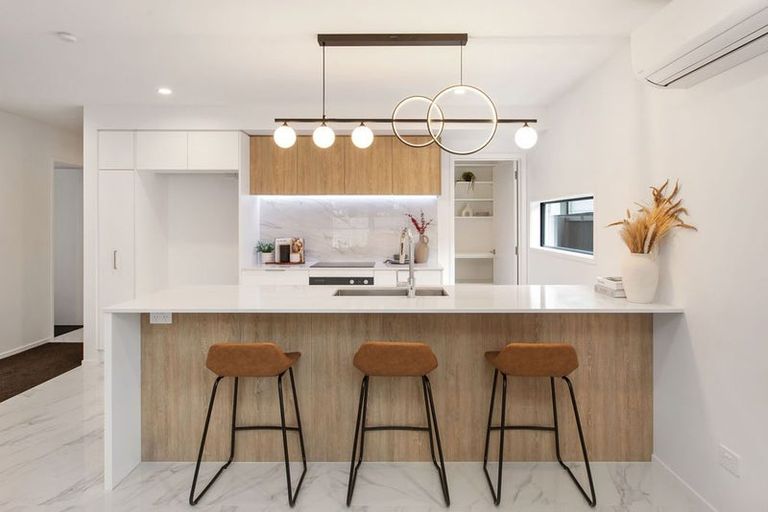 Photo of property in 19 Hutcheson Street, Sydenham, Christchurch, 8023