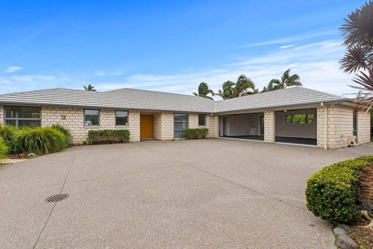 Photo of property in 9 Maple Lane, Huapai, Kumeu, 0810
