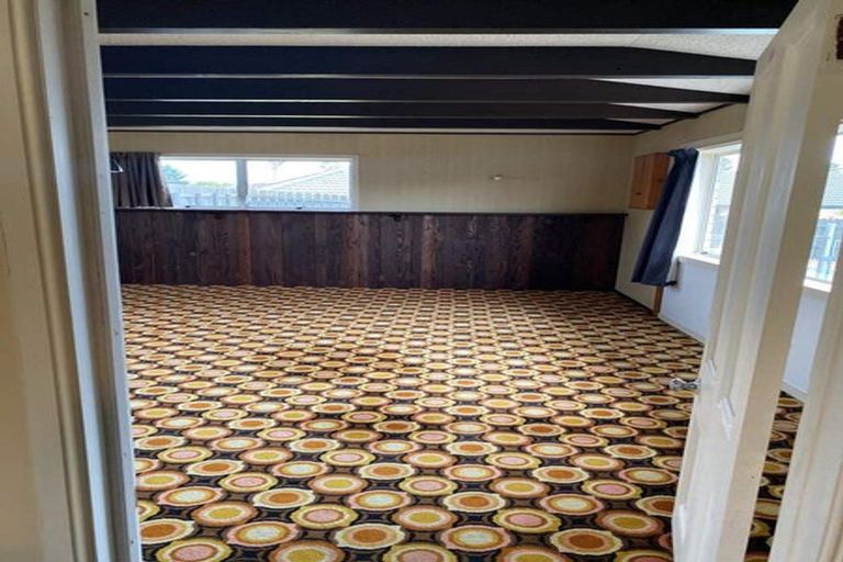 Photo of property in 495 Great South Road, Opaheke, Papakura, 2113