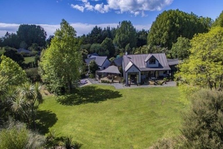 Photo of property in 66 Allin Drive, Waikuku Beach, 7402