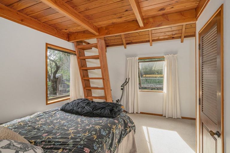 Photo of property in 5b Pohutukawa Grove, Whitianga, 3510