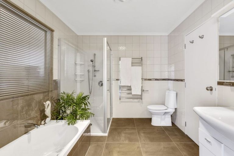 Photo of property in 35a Shirley Avenue, Papakura, 2110