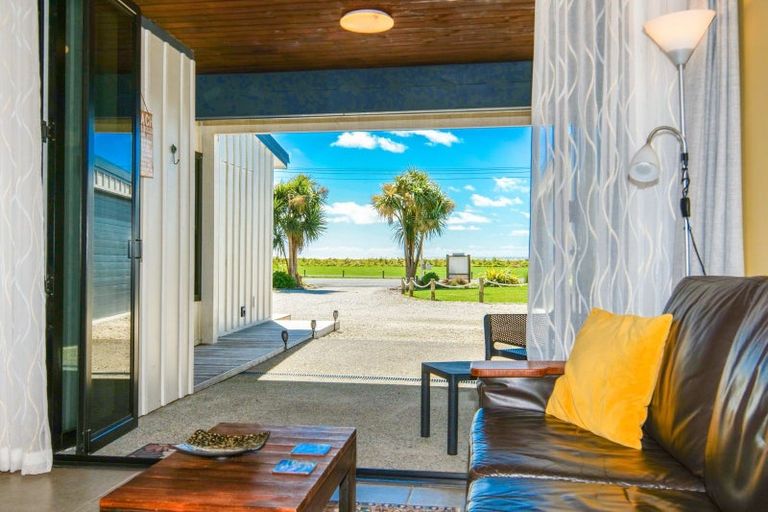 Photo of property in 5 Marine Parade, Carters Beach, Westport, 7825