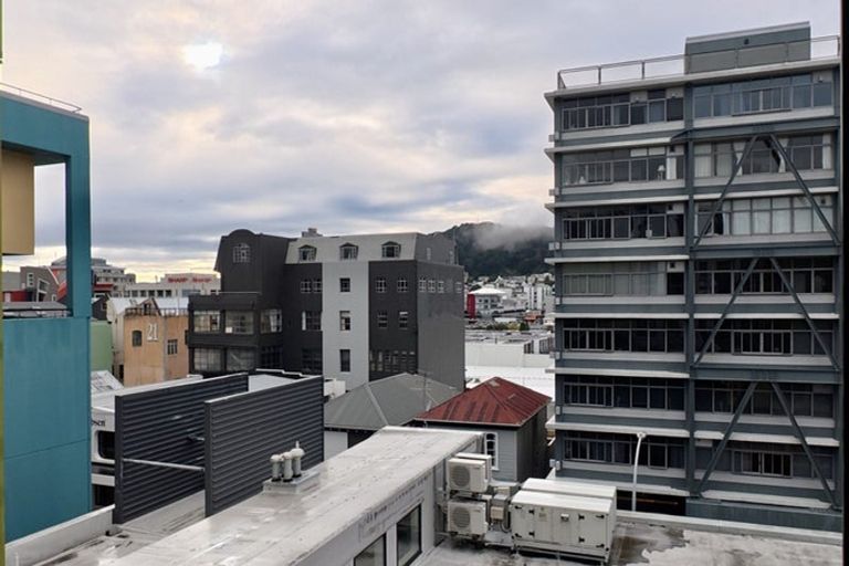 Photo of property in Dual Apartments, 108/142 Vivian Street, Te Aro, Wellington, 6011