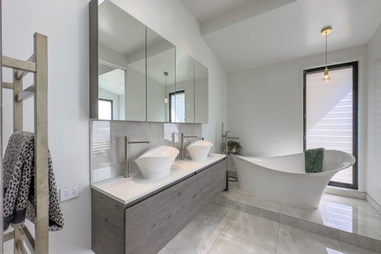 Photo of property in 387 Wentworth Valley Road, Whangamata, 3691