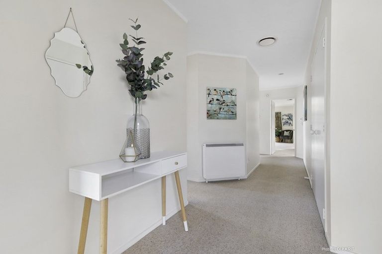 Photo of property in 3/85 Broderick Road, Johnsonville, Wellington, 6037