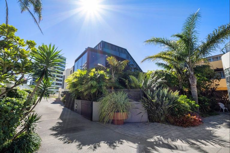 Photo of property in 18b Maunganui Road, Mount Maunganui, 3116