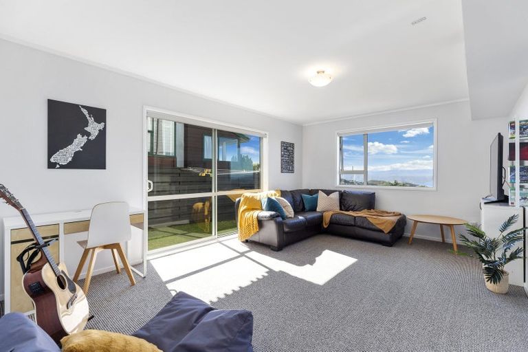 Photo of property in 6 Nagpur Terrace, Broadmeadows, Wellington, 6035