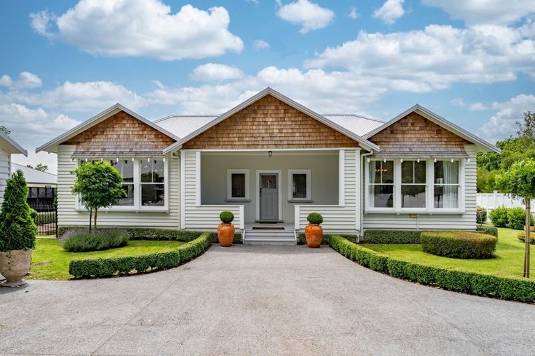 Photo of property in 14 Cotter Street, Greytown, 5712