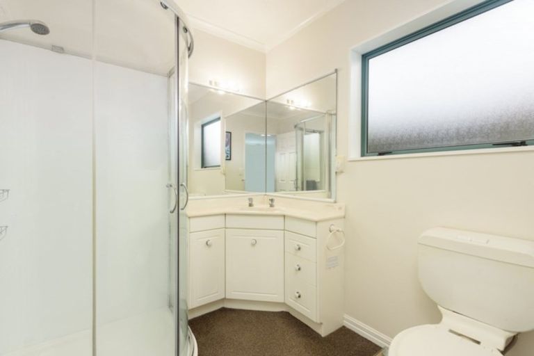 Photo of property in 10 Grevillea Place, Mount Maunganui, 3116