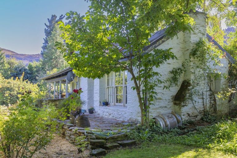 Photo of property in 3 Whitechapel Road, Arrow Junction, Queenstown, 9371