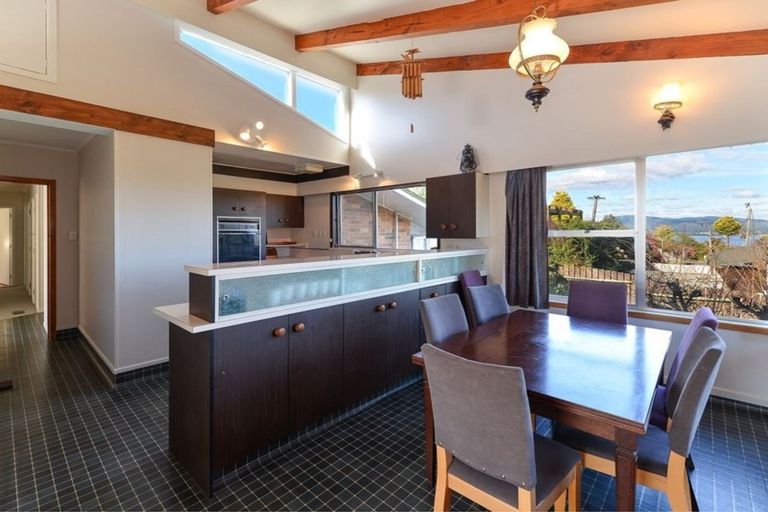 Photo of property in 54 Grand Vue Road, Kawaha Point, Rotorua, 3010