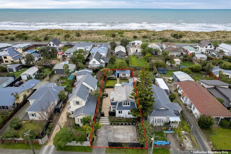 Photo of property in 81 Oram Avenue, New Brighton, Christchurch, 8061