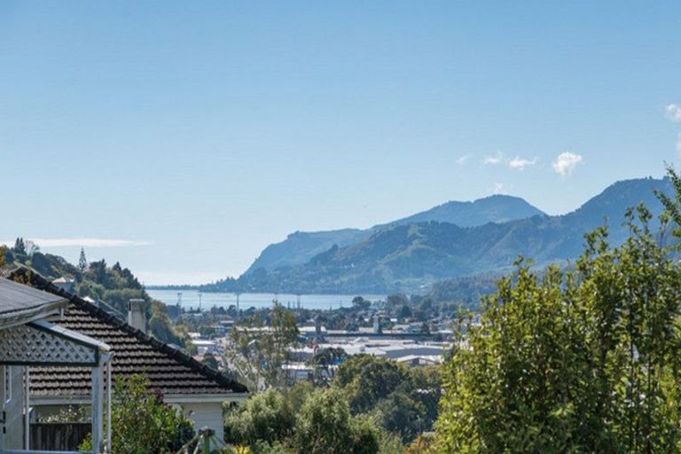 Photo of property in 216 Saint Vincent Street, Toi Toi, Nelson, 7010