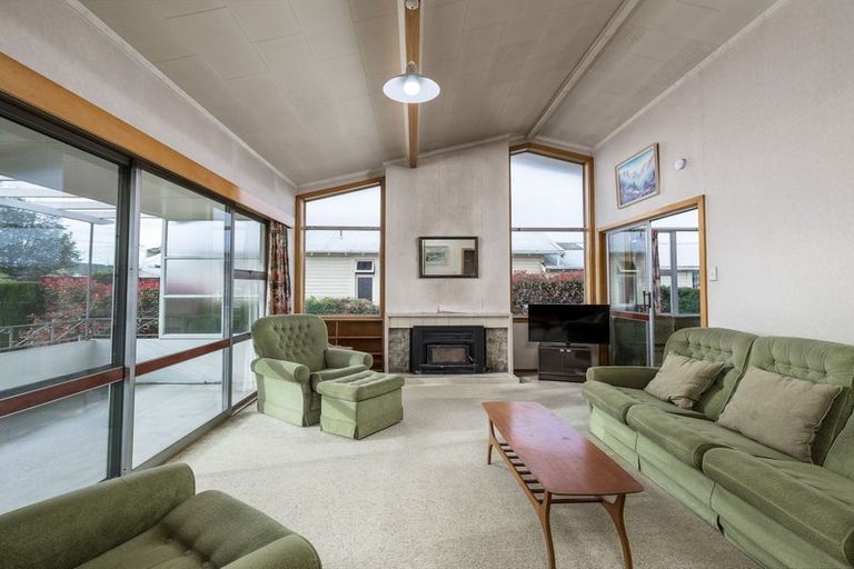 Photo of property in 33 Harris Street, Waimate, 7924