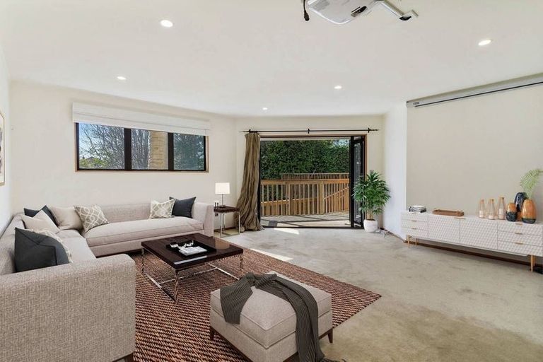 Photo of property in 90 Pah Road, Cockle Bay, Auckland, 2014