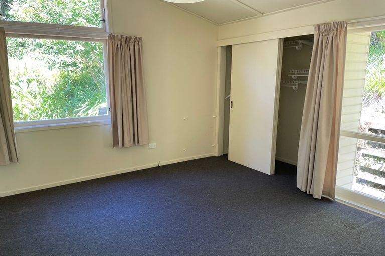 Photo of property in 38 Daffodil Street, Titirangi, Auckland, 0604