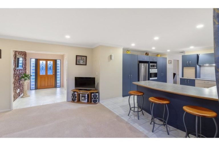 Photo of property in 20 Norm Pellow Drive, Manurewa, Auckland, 2105