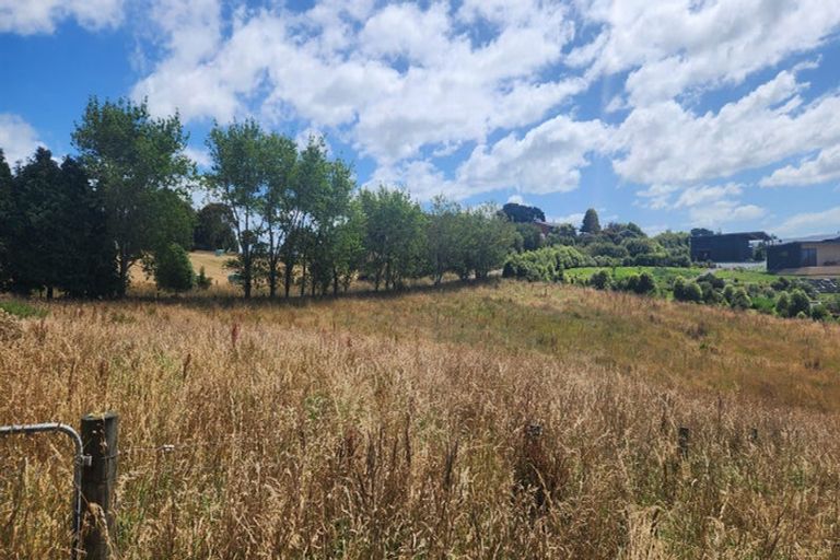 Photo of property in 33 Settlement Hill Road, Owaka, 9586