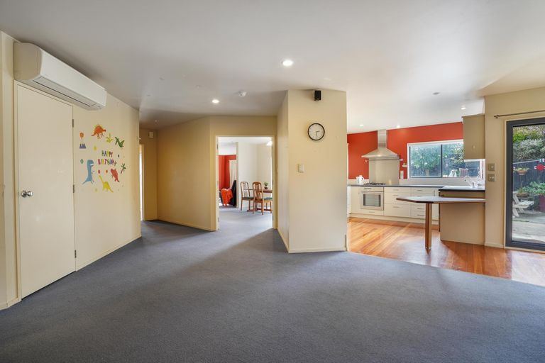 Photo of property in 24 Clearview Drive, Milson, Palmerston North, 4414