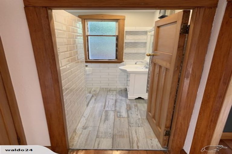 Photo of property in 88 Kinghorne Street, Strathmore Park, Wellington, 6022