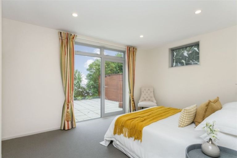 Photo of property in 2 Ti Kouka Eco Lane, Redcliffs, Christchurch, 8081