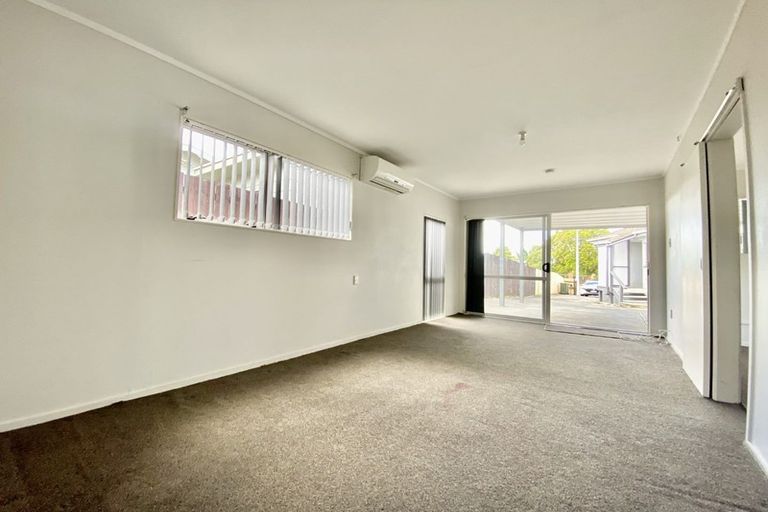 Photo of property in 219 Mahia Road, Wattle Downs, Auckland, 2103