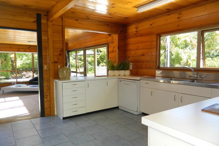 Photo of property in 10 Mission Road, Kerikeri, 0230