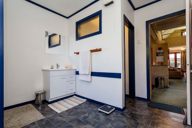 Photo of property in 43 Beresford Street, Kaikorai, Dunedin, 9010