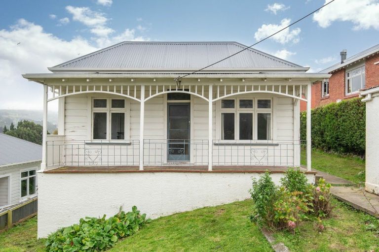 Photo of property in 72 Havelock Street, Kenmure, Dunedin, 9011