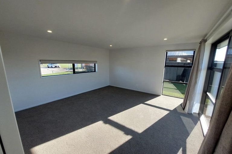 Photo of property in 5 Florey Lane, Rolleston, 7614