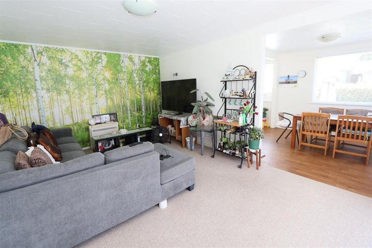 Photo of property in 35 Ward Avenue, Fenton Park, Rotorua, 3010