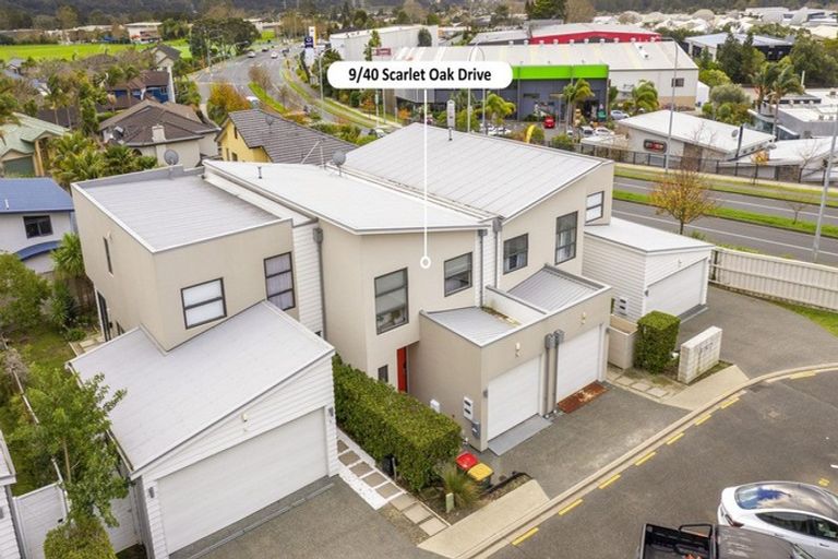 Photo of property in 9/40 Scarlet Oak Drive, Schnapper Rock, Auckland, 0632