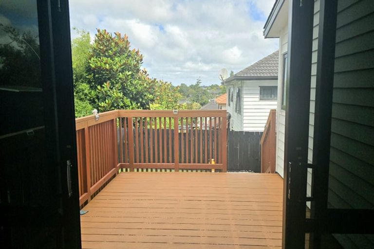Photo of property in 6 Kohuora Lane, Papatoetoe, Auckland, 2025