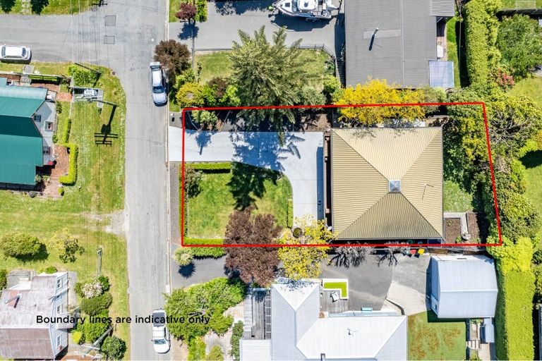 Photo of property in 15 Muter Street, Akaroa, 7520