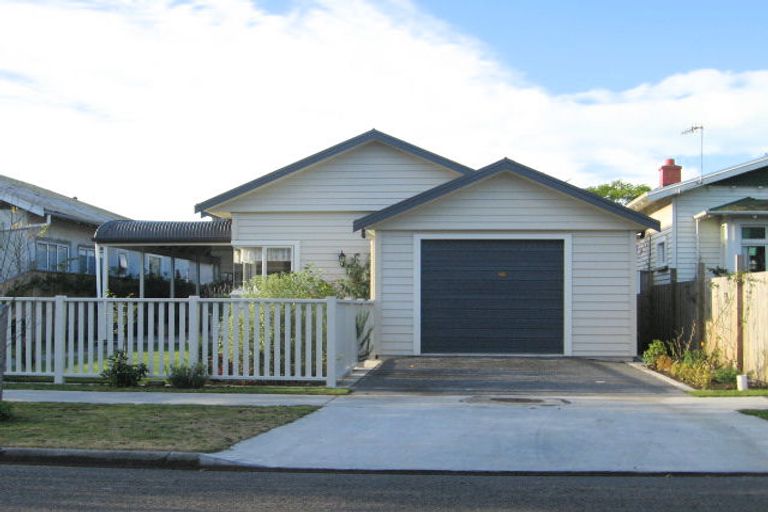 Photo of property in 103 Vigor Brown Street, Napier South, Napier, 4110