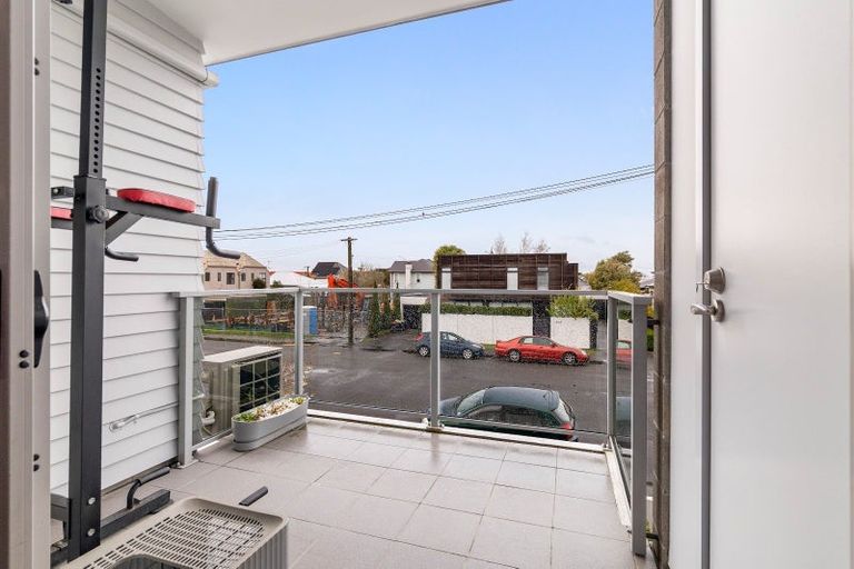 Photo of property in A9/101 Caledonian Road, St Albans, Christchurch, 8014