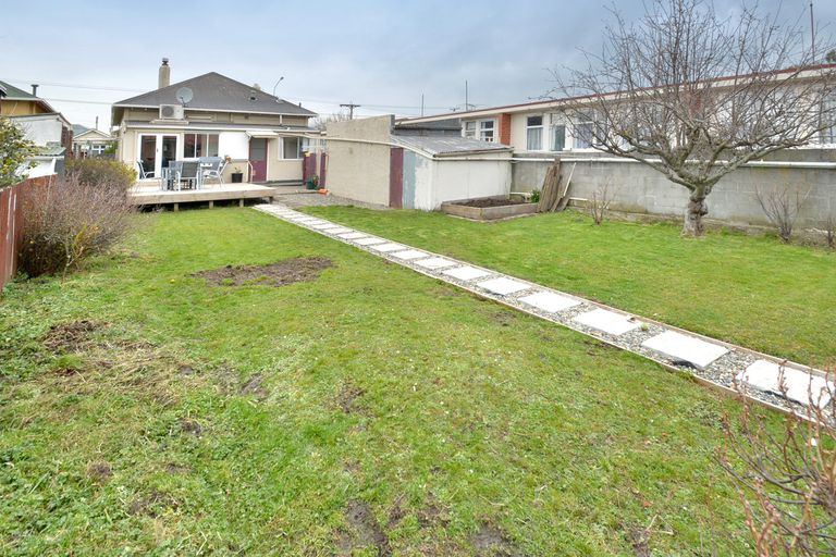 Photo of property in 202 Bay View Road, South Dunedin, Dunedin, 9012