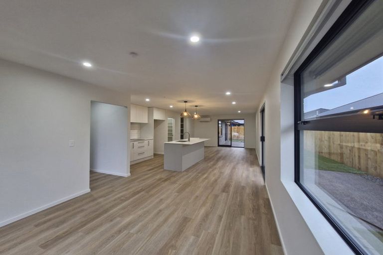 Photo of property in 124 Kennedys Bush Road, Halswell, Christchurch, 8025