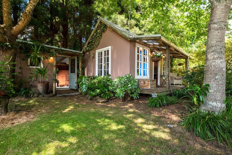Photo of property in 54 Cookson Road, Kawakawa, 0282