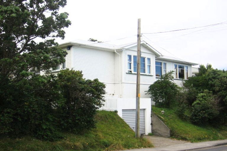 Photo of property in 127 Cashmere Avenue, Khandallah, Wellington, 6035