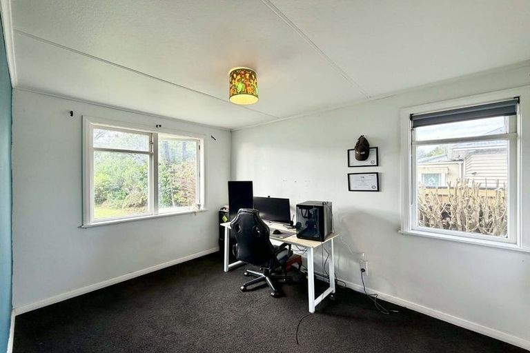 Photo of property in 5 Konini Street, Inglewood, 4330