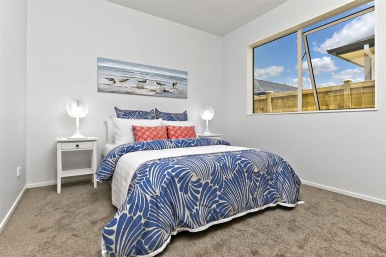 Photo of property in 58 Schoolside Road, Kumeu, 0810