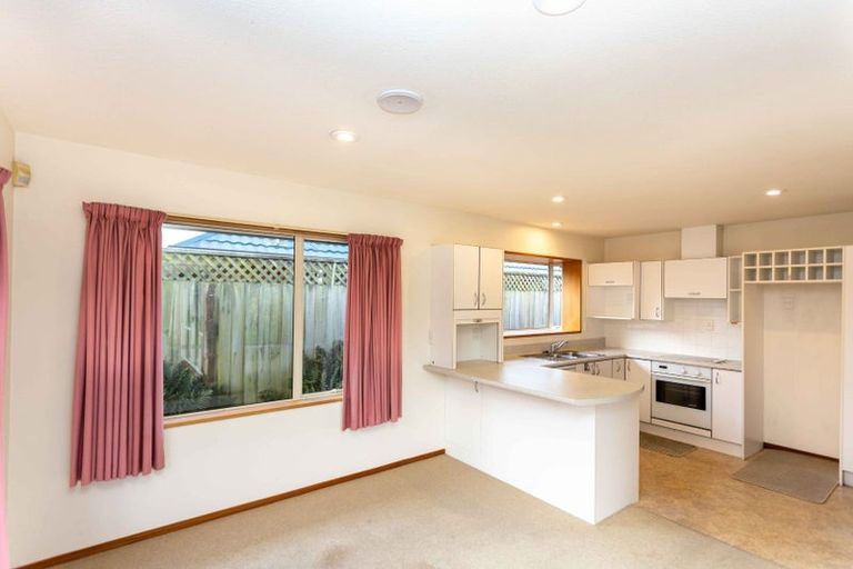 Photo of property in 1/3 Lantern Lane, Halswell, Christchurch, 8025