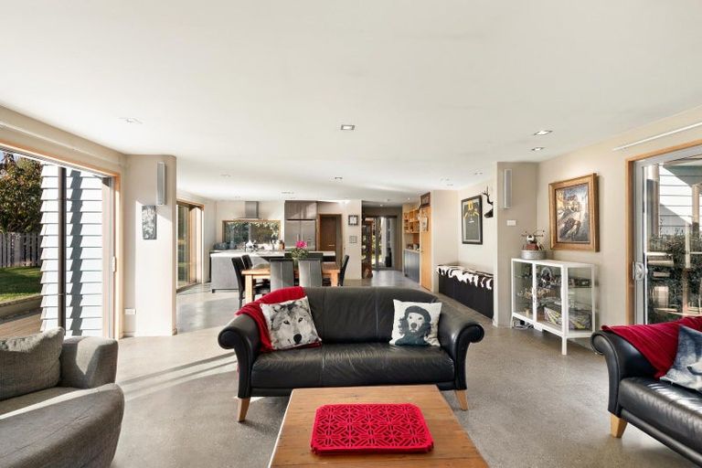 Photo of property in 2 Morning Star Terrace, Arthurs Point, Queenstown, 9371