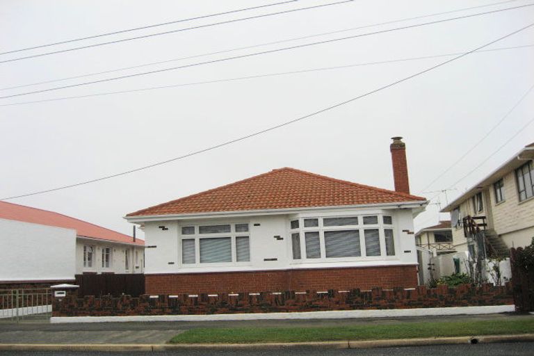 Photo of property in 99 Queens Drive, Saint Kilda, Dunedin, 9012