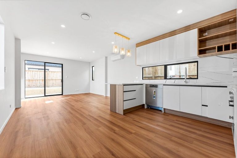 Photo of property in 19 Hoia Street, Papakura, 2110