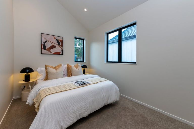 Photo of property in 15b Kiri Place, Mairangi Bay, Auckland, 0630
