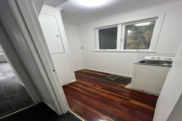 Photo of property in 20 Evans Road, Weymouth, Auckland, 2103